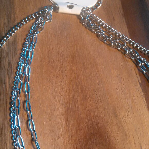 Peacock Color Shell Pearl Stainless Steel Four Layer Chain Necklace - Picture 6 of 12